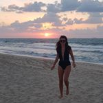 Profile Picture of Hannah Jane (@_englishrosewithsandytoes_) on Instagram