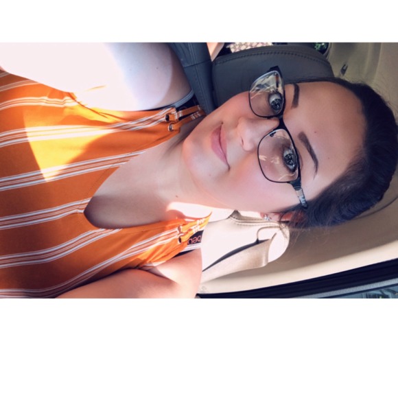 Profile Picture of Shawna Michelle (@chonaa7) on Poshmark