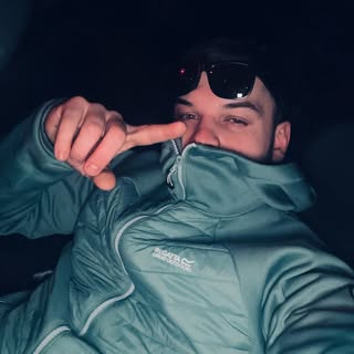 Profile Picture of Tom Andrews (@tomandrews_) on Instagram