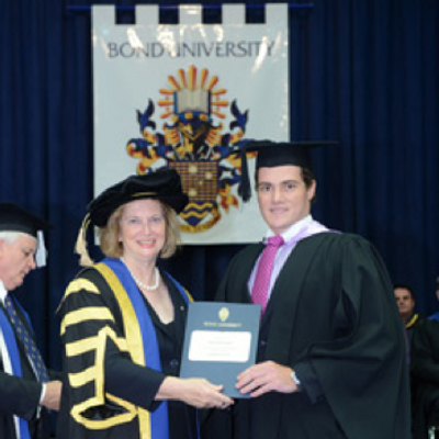 Profile Picture of Michael Malouf (@michaeljjmalouf) on Twitter