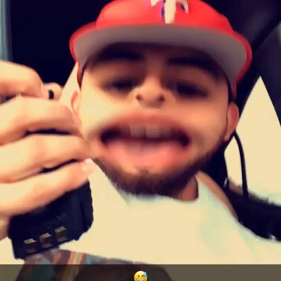 Profile Picture of Omar De paz (@dtx198923) on Poshmark