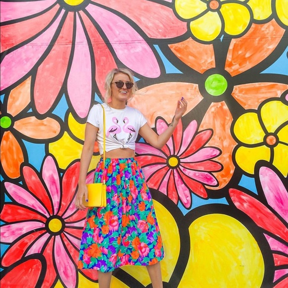 Profile Picture of Terry Beyda (@terbey) on Poshmark