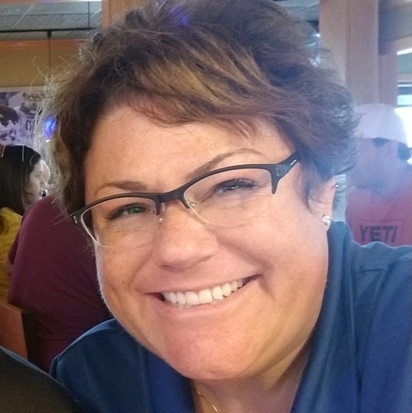 Profile Picture of Crystal Dulas (@cdulas) on Poshmark