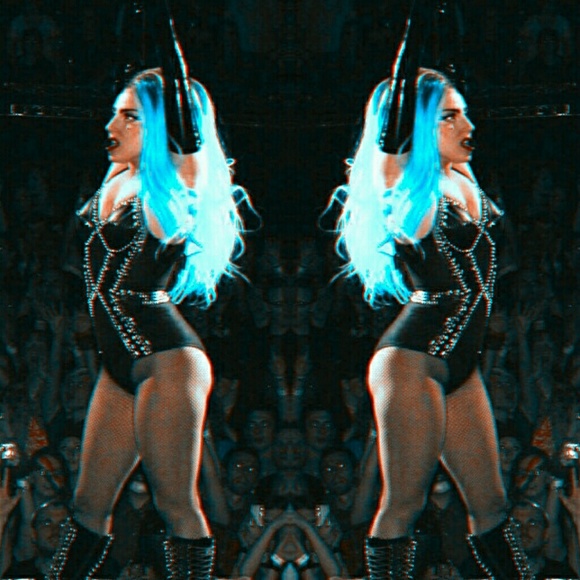 Joey Louis - Poshmark Profile Picture of Joey Louis (@joeyshaus) on Poshmark