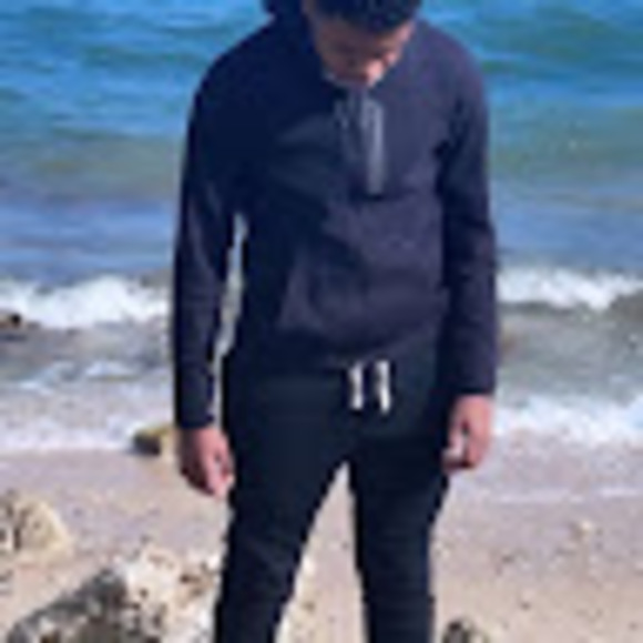 Profile Picture of Doremy Joseph (@doremyj305) on Poshmark