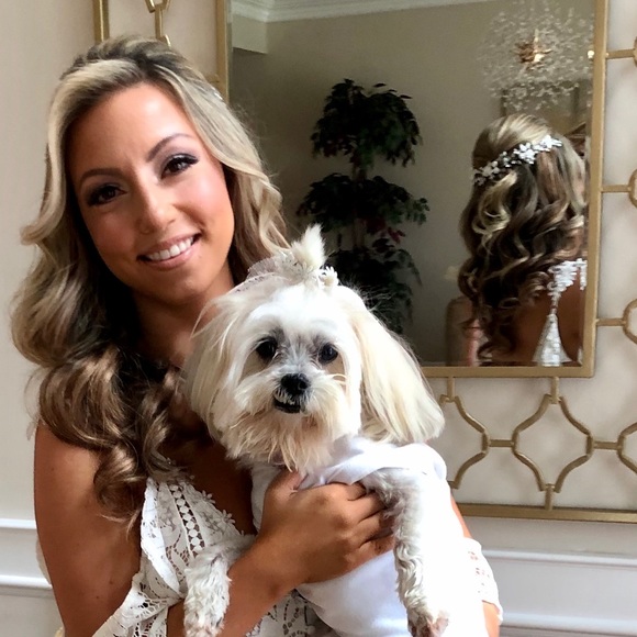 Profile Picture of Bianca Difiore (@fabulous_fern) on Poshmark