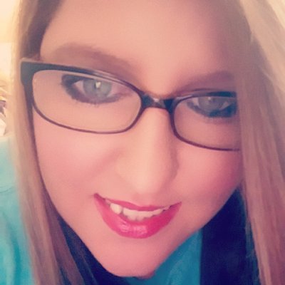 Profile Picture of Paula Davis (@PaulaMcGough) on Twitter