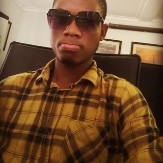 Profile Picture of David Laban (@DavidLaban7) on Twitter