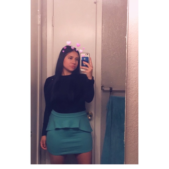 Profile Picture of Michell Lopez (@michy_lopez18) on Poshmark