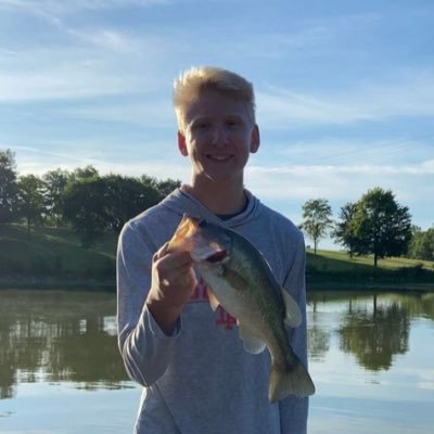 Profile Picture of Josh Larsen (@larsenjosh12) on Twitter
