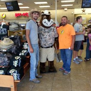 Profile Picture of Mr. Fong (@LucasMaciasFong) on Twitter