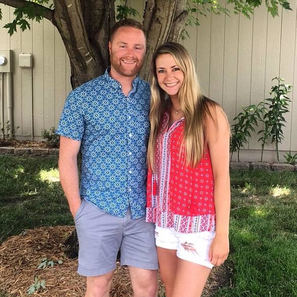 Profile Picture of Taylor Jameson (@taylorjstarks) on Poshmark