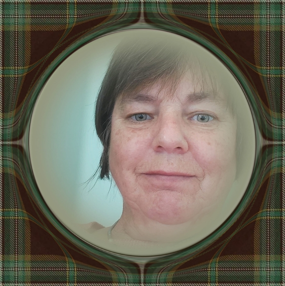 Profile Picture of Janet Speerin (@ediknits) on Poshmark