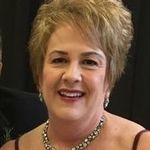 Profile Picture of Kim Hulsey Desrosiers (@kimd3s) on Instagram