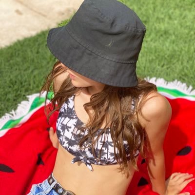 Lucia Rizzo - Twitter Profile Picture of Lucia Rizzo (@luuuurizzoo) on Twitter