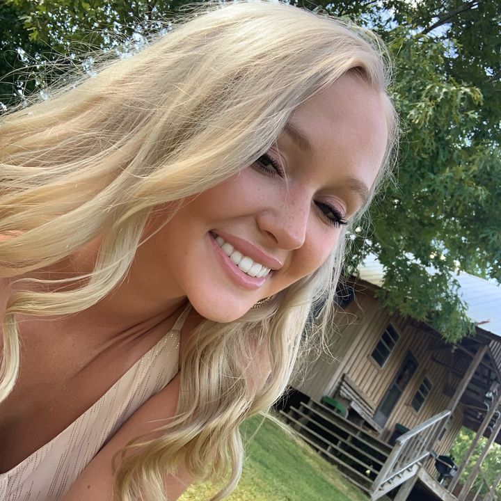 Laken.collins - Tiktok Profile Picture of Laken.collins (@laken.collinns) on Tiktok