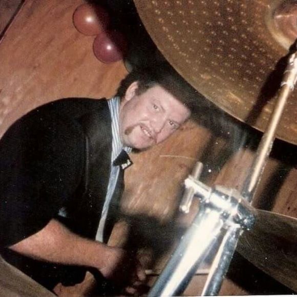 Profile Picture of Mike Hutton (@tirdferguson) on Poshmark