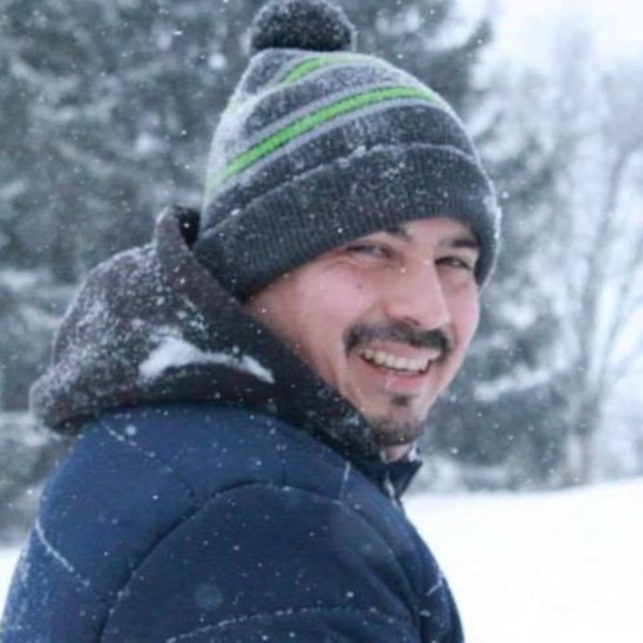 Profile Picture of Julio Salgado (@juliocs) on Poshmark