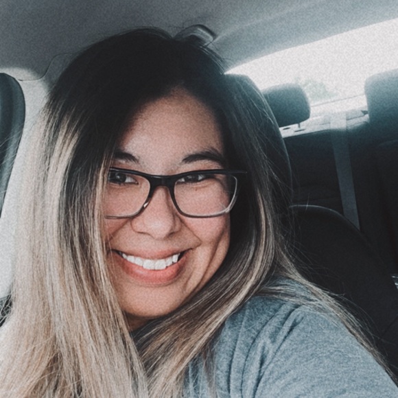 Profile Picture of Briana Castellanos (@brianacastel504) on Poshmark