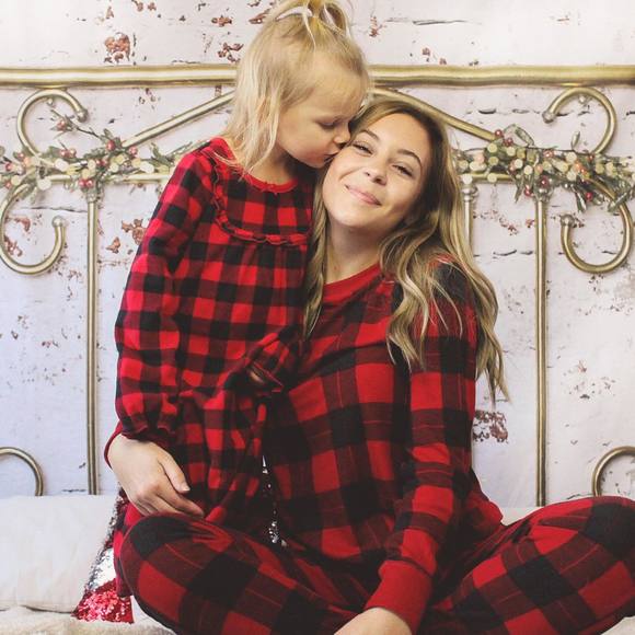 Profile Picture of Kurstyn Rohn (@kurstynrohn) on Poshmark