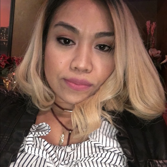 Profile Picture of Nikki Potts (@iamprohibited) on Poshmark