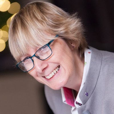 Profile Picture of Heather Wright (@HeatherWSpeaker) on Twitter
