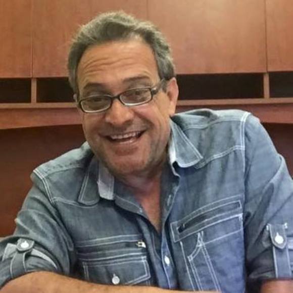 Essi Taghavi - Poshmark Profile Picture of Essi Taghavi (@essitaghavi) on Poshmark