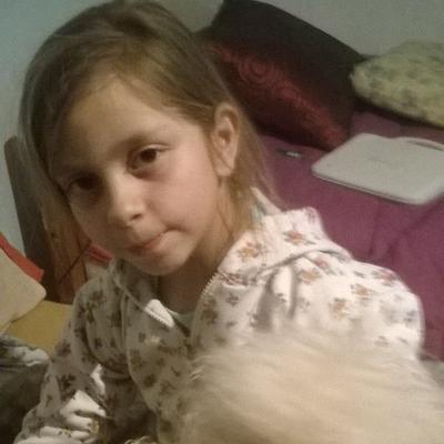 Profile Picture of Martina Gonzalez (@MaJosebety2012) on Twitter