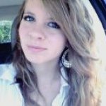 Profile Picture of Hannah helander (@shesasimplemess) on Instagram