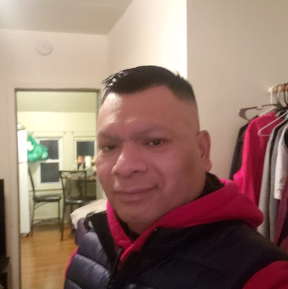 Profile Picture of Rafael Juan (@rafaeljuan) on Poshmark