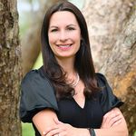 Profile Picture of Heather McElroy (@heather_mcelroy_real_estate) on Instagram