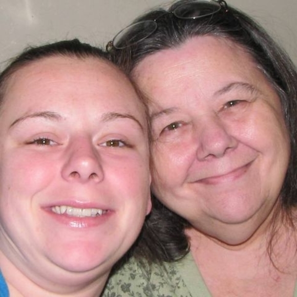 Profile Picture of Jonelle Ohrn (@jojojousa) on Poshmark