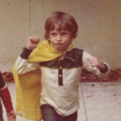 Profile Picture of Andrew Kreisberg (@@AJKreisberg) on Twitter