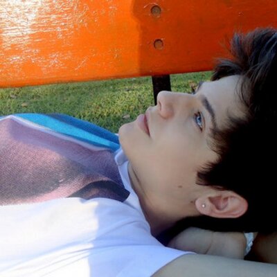 Profile Picture of Bruna (: (@ChrisMeuOuro) on Twitter