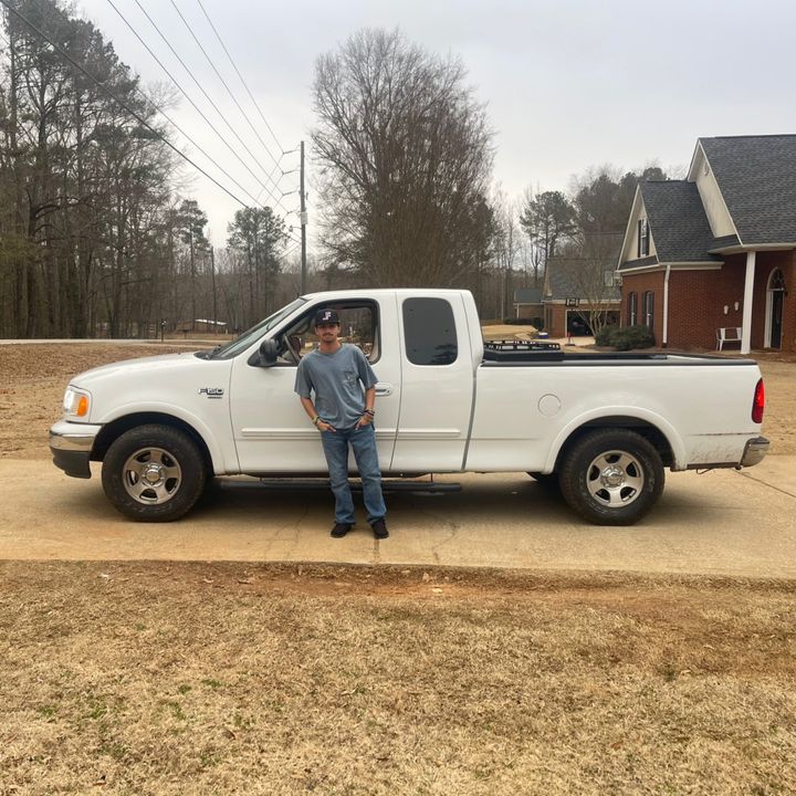 Profile Picture of 🪶🦌𝓗𝓪𝔂𝓭𝓮𝓷🦌🪶 (@the_hayden_carley) on Tiktok