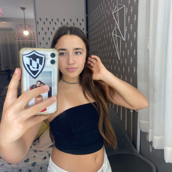 Profile Picture of Oliii (@olialonsoo_) on Tiktok