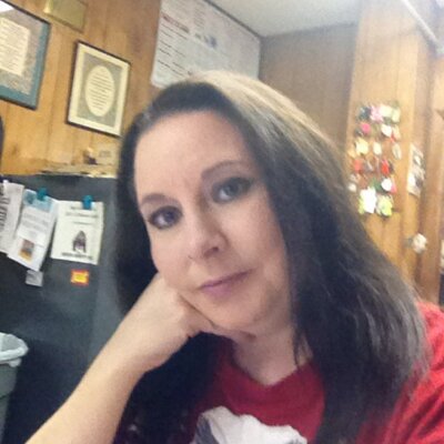 Profile Picture of Eva Pelfrey (@PelfreyEva) on Twitter