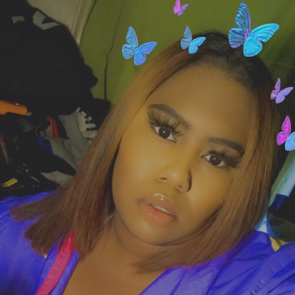 Profile Picture of Jahnay Cokely (@jahnaycokely205) on Poshmark