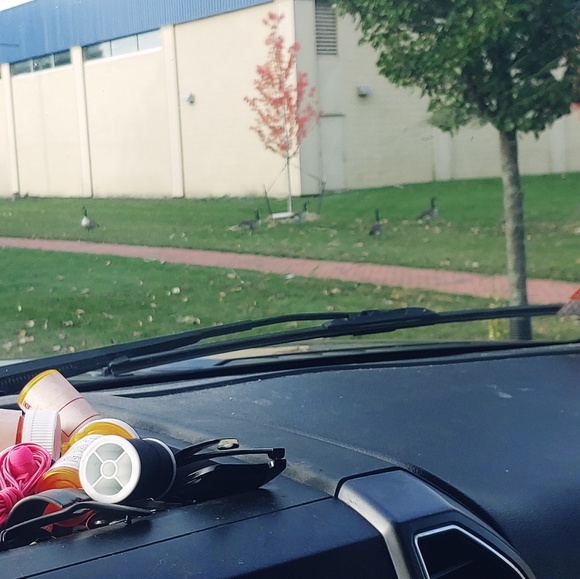 Profile Picture of Scott Walker (@walkerscottg) on Poshmark