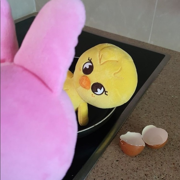 Profile Picture of Min Yang (@yangmin) on Poshmark