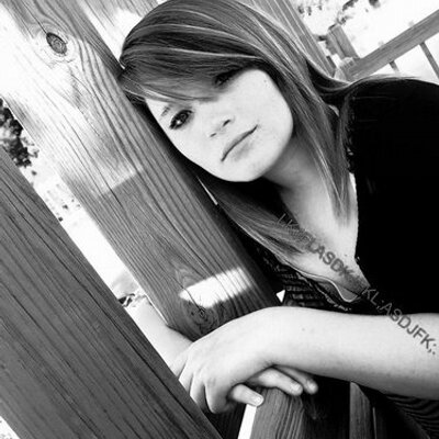 Profile Picture of Leah Stokes (@LEaHsLovINgLIFe) on Twitter