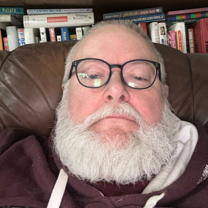 Profile Picture of Jim Hale (@dogdadto4) on Tiktok