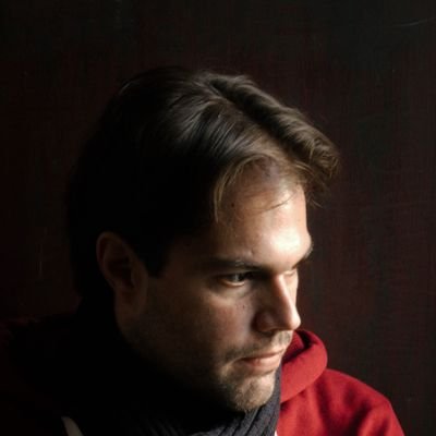 Profile Picture of George Pavlopoulos (@exil_et_royaume) on Twitter