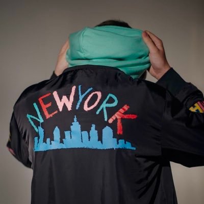 Profile Picture of Jameslozinski (@LozinskiJames) on Twitter