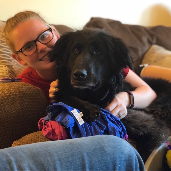 Profile Picture of Courtney Harcrow (@charcrow28) on Poshmark