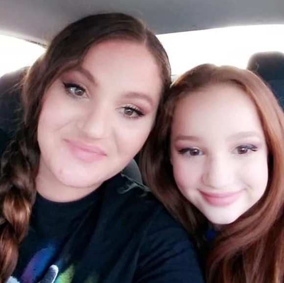 Profile Picture of Ashlyjane Hall (@ashlyjanehall) on Poshmark