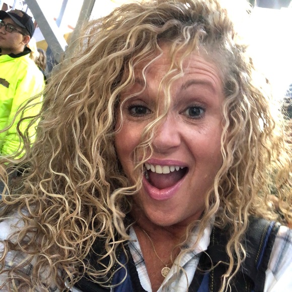 Profile Picture of Jessica Funk (@jessicafunk573) on Poshmark