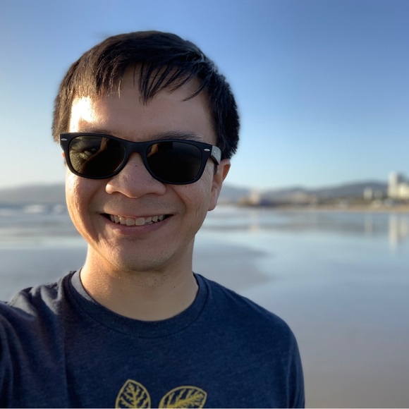 Profile Picture of Chris Putman (@chrisputman11) on Poshmark