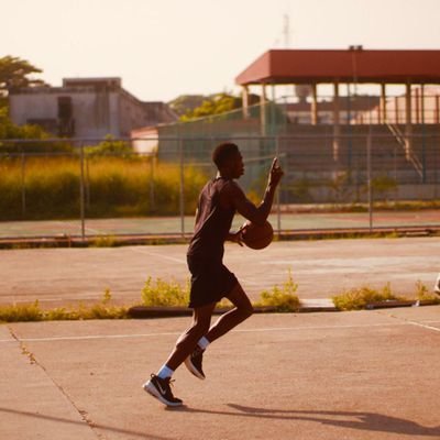 Profile Picture of Demola (@KareemJoseph10) on Twitter