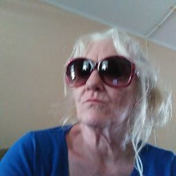 Profile Picture of Robin Harper (@robin_harper) on Poshmark